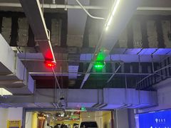 -成都银泰中心-停车场