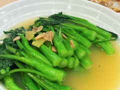 白灼时蔬-麒麟中餐厅·经典粤菜·地道菜式老字号(广州长隆酒店)