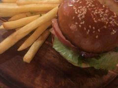 -羽深肉铺 Steak & Wine