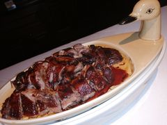 -八府香鸭·啫啫煲(华山路店)