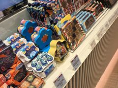 -VENCHI 闻绮(上海佛罗伦萨小镇店)