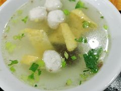 豆干鸭血汤-松树干拌面店