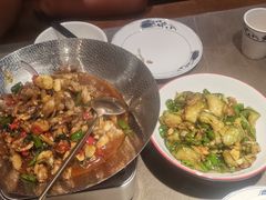 -山涧肴·湘味家肴(松岗满纷天地店)