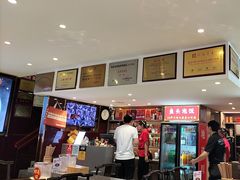 -川流不息·地道川菜·小龙虾(松东路店)