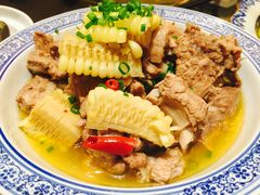 -鲁班小馆(政四街店)