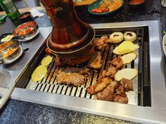 -臻牛烤肉