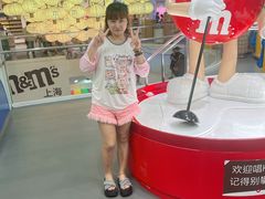 -m豆巧克力世界(上海世茂广场店)