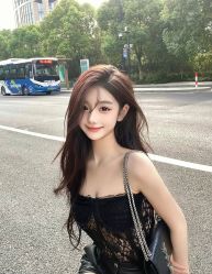 -HAIR HERE造型