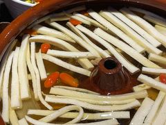 三七汽锅鸡-雀舞云南菜(乐客城店)