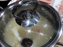 -不老仙金汤虾丸火锅