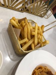-MELAND CLUB亲子乐园·派对·餐厅(北京芳圆里ID MALL店)