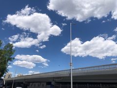 -资和信百货商场