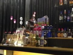 -HIHE Bistro·Oyster Bar(华熙live店)