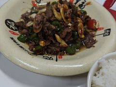 -何永光123鲜牛肉馆(1号店)