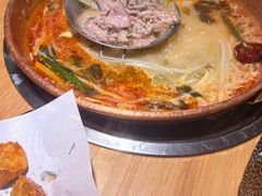 -洱火云南酸菜牛肉火锅(石景山当代商城店)