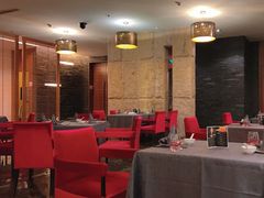 -粤尚腾香居中餐厅(首都机场希尔顿店)