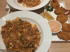 -必胜客(新中纬店)