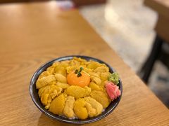 三色海胆丼-魔丼屋(日月光店)