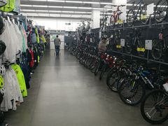 -迪卡侬(金龙湖店)