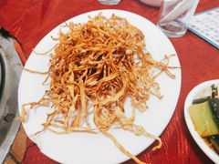 虫草花-花苑美食横琴生蚝火锅(拱北粤华路店)
