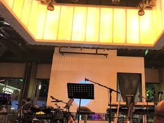 -洛缦音乐餐厅(工业展览馆万象城店)