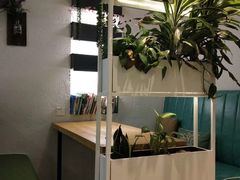 -84那年咖啡馆(李沧万达店)