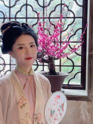 -一揽芳华汉服旗袍体验馆(拙政园店)