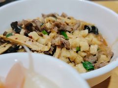 生肉小炒-老乌家特色小炒泡馍(大皮院店)