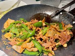 -费大厨辣椒炒肉(高铁吾悦广场店)