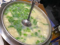 牡蛎豆腐汤-95号酱骨·一块豆腐(展春园西路店)