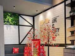 等位区-西堤牛排(合肥之心城店)