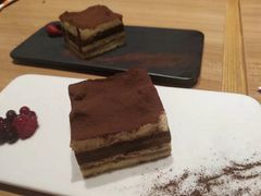 -必胜客(WOW象山涌金广场店)