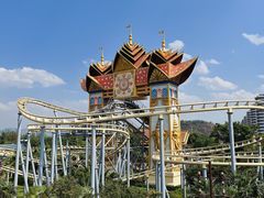 -七彩云南欢乐世界