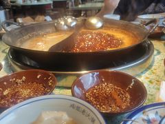 -鸿姐老火锅(疁城新天地店)