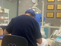-上海仁爱医院口腔科 · 种植