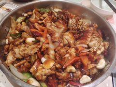 -黄记煌三汁焖锅(新佳丽江汉路店)