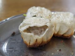 生煎-黄阿姨锅贴大王(万航渡路店)