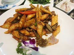 馕炒肉-品回味清真西北楼(宁波首店)