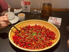 -万重锦·人文川菜馆(骡马市店)