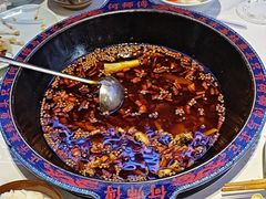 -何师傅美蛙鱼头(汉街店)