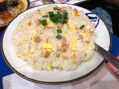 蛋炒饭-马路边边串串香(双井直营店)