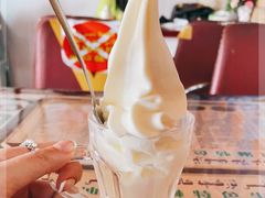 -古老冰山特色冰淇淋店(艾提尕尔店)