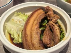 -闫府私房菜(恒隆店)