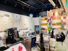 大堂-果之满满鲜榨果汁(美罗城店)