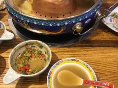 -毛辣果·贵州红酸汤牛肉火锅(西单店)