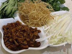 -关东风老北方菜馆(桂芳园店)