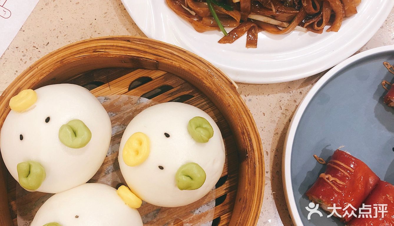 广式点心大佬——点都德来魔都后队伍就没断过‼️