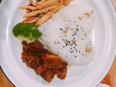 金线牛腩餐-豆恩咖餐(厦大翔安店)