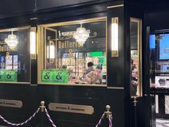 -BUTTERFUL&CREAMOROUS 黄油与面包(三里屯太古里店)