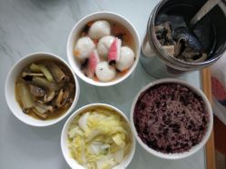 -母仪天下月子中心(光谷店)